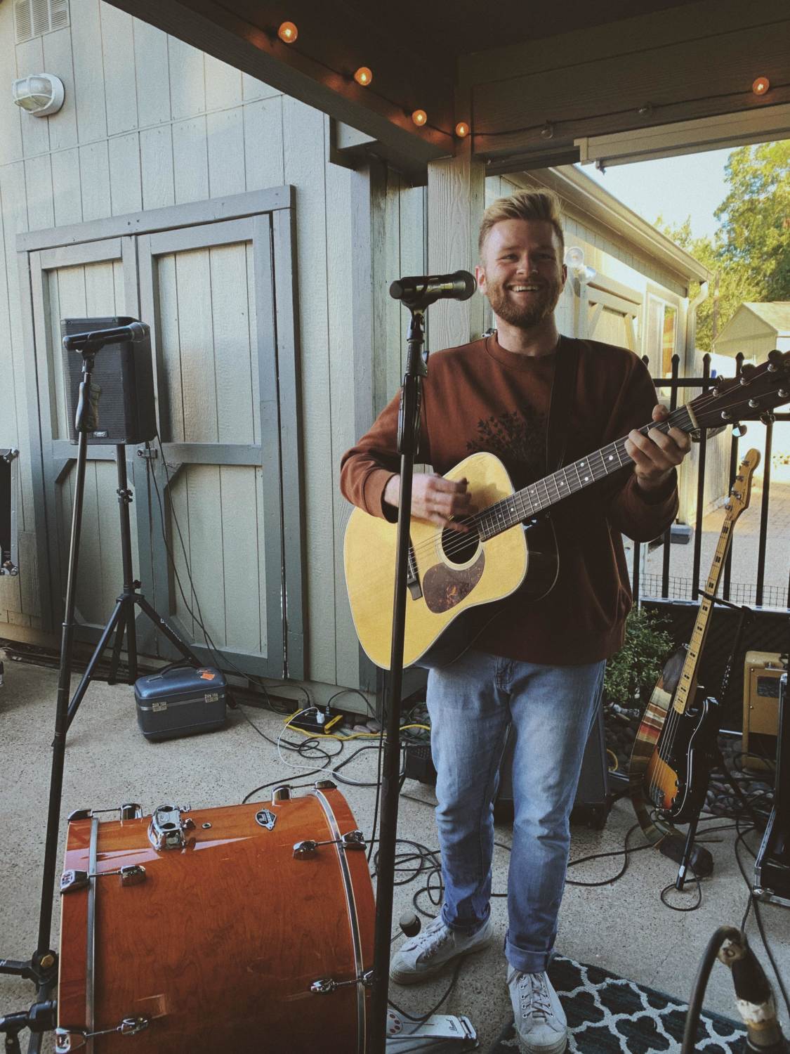 Missouri Guitarist Aaron Link AcoustiCult